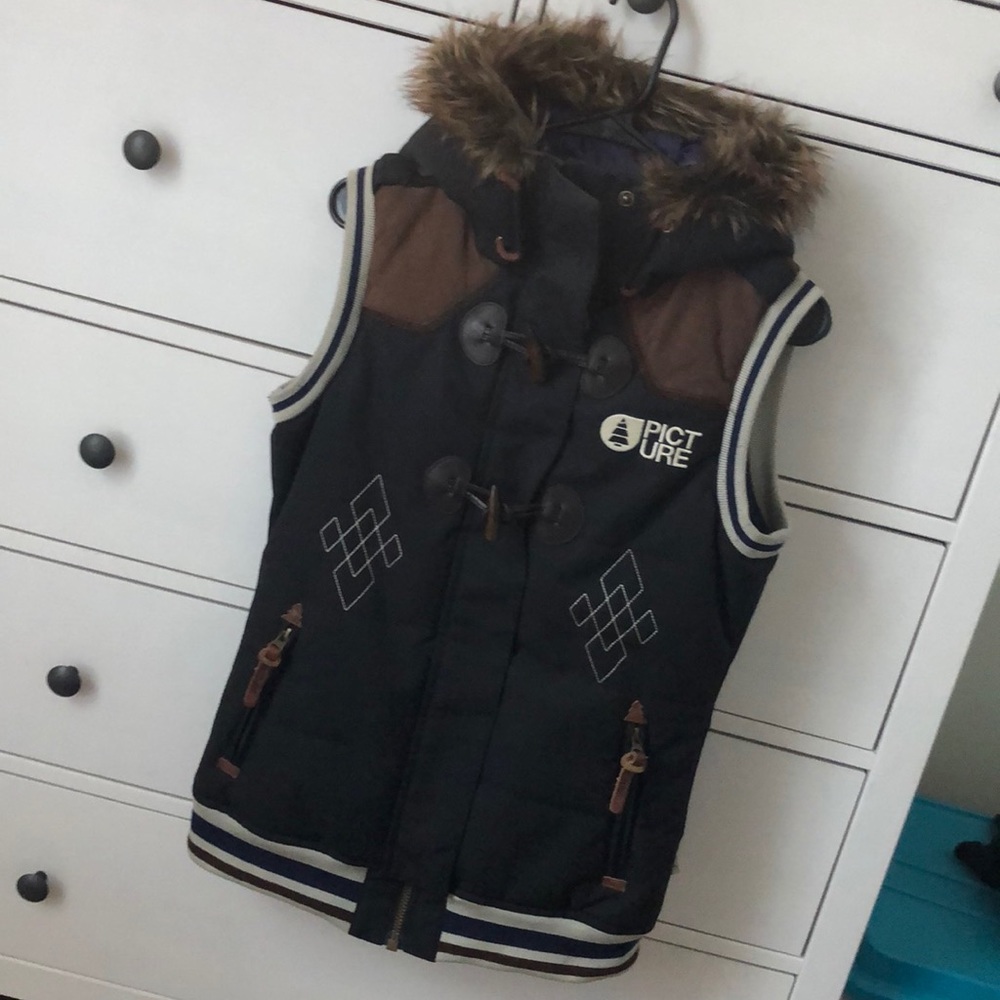 PICTURE - women’s winter vest